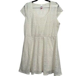No Boundaries Womens Ivory Lace Dress XXL